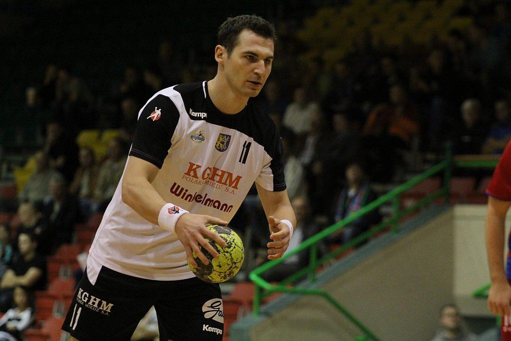 Zdjęcia Adama Skrabani z lat 2008 - 2021, kiedy grał w Legnicy