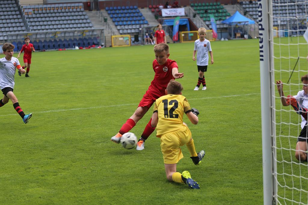 Na czterech boiskach trwała rywalizacja na Miedź Legnica Cup