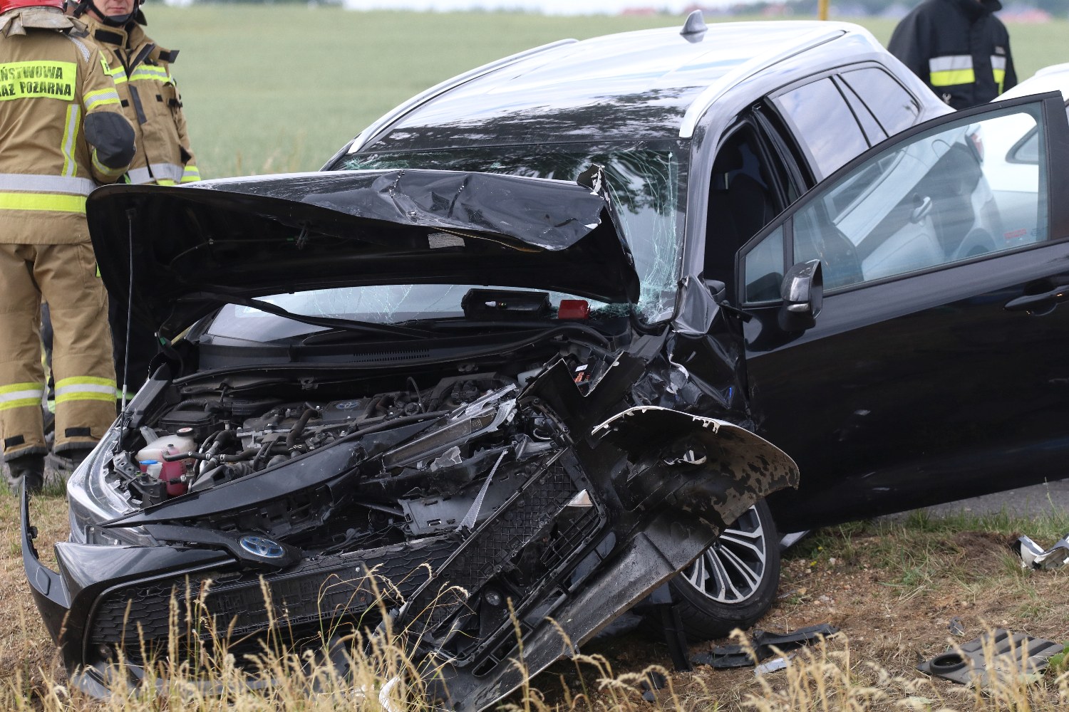 Punto, Audi i Toyota skasowane. Trzy osoby w szpitalu