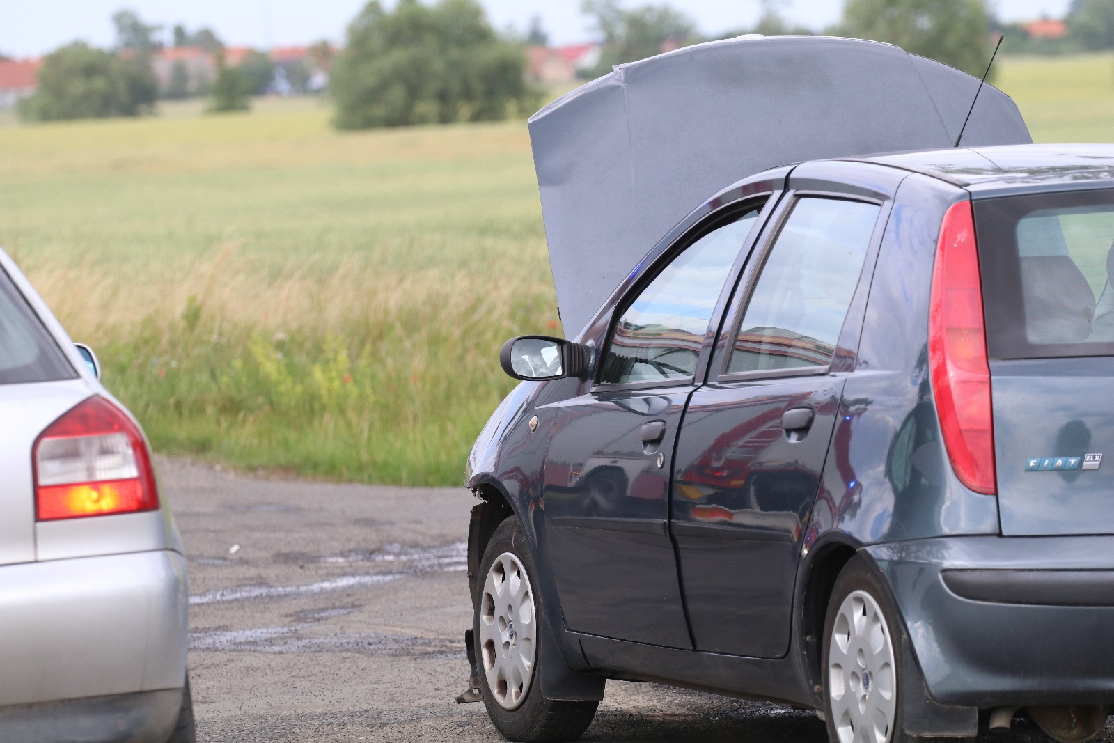 Punto, Audi i Toyota skasowane. Trzy osoby w szpitalu