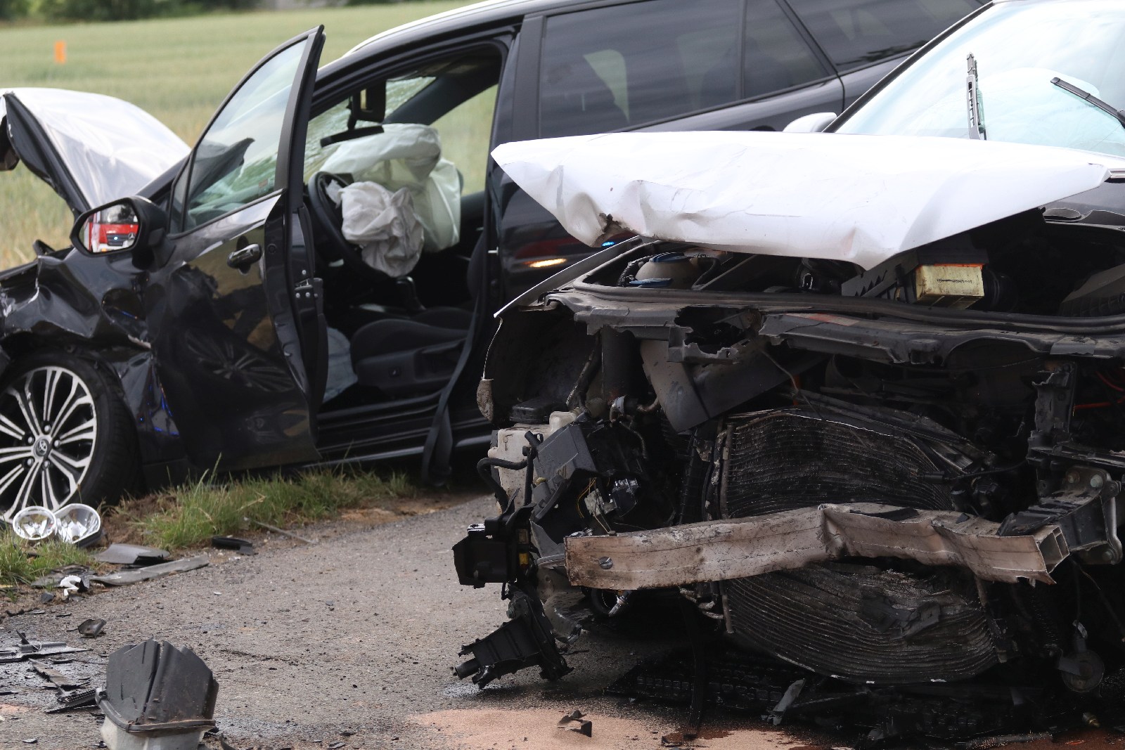 Punto, Audi i Toyota skasowane. Trzy osoby w szpitalu