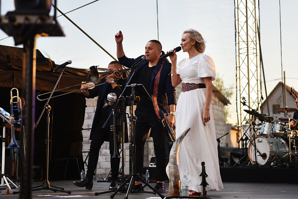 Koncert zespołu braci Golców ku czci Św. Jana Pawła II w Legnicy