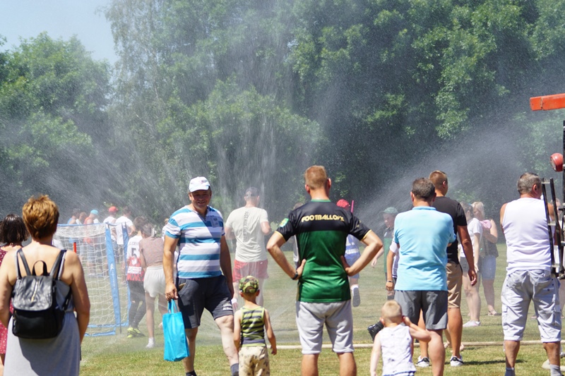 Piłkarska rodzina na urodzinach u Marcina Garucha w Tyńcu
