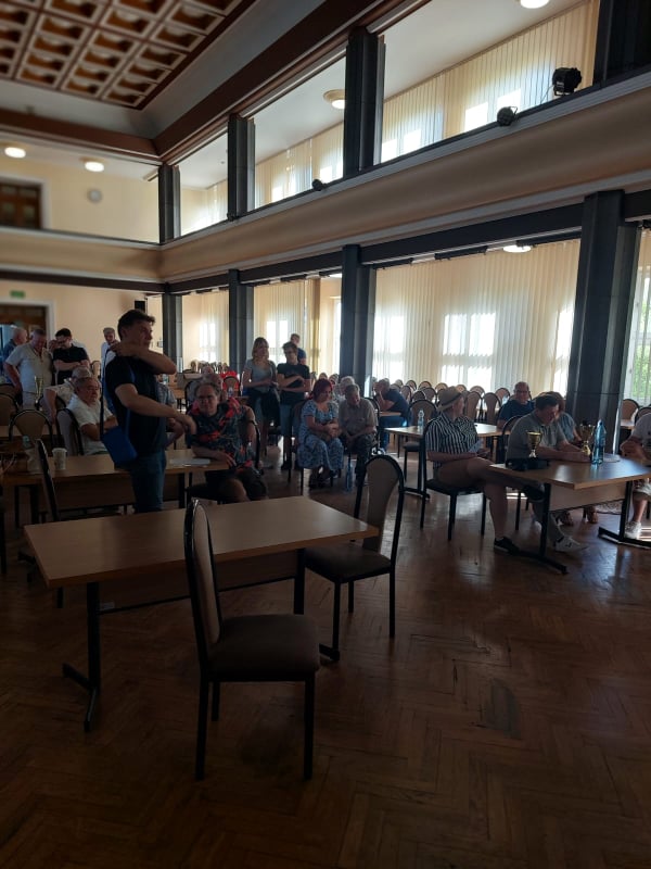 Konfeks organizatorem zawodów brydża sportowego Miedziana Kadź