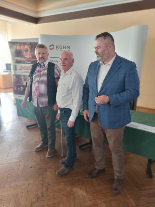 Konfeks organizatorem zawodów brydża sportowego Miedziana Kadź