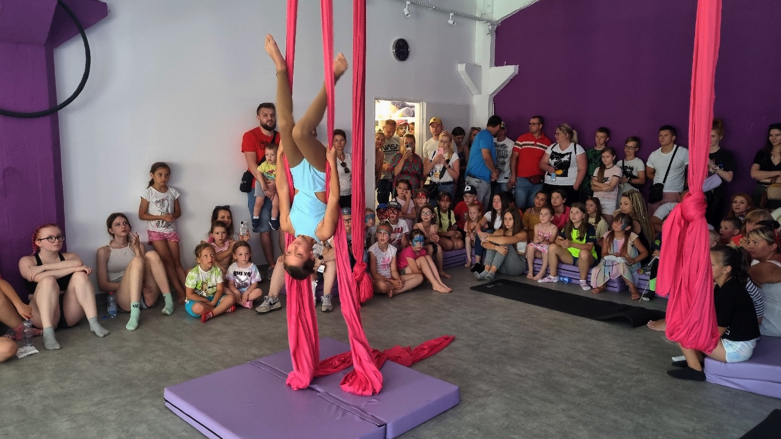 Lollipop Studio Pole Dance oraz OLD School Boxing GYM na wakacje
