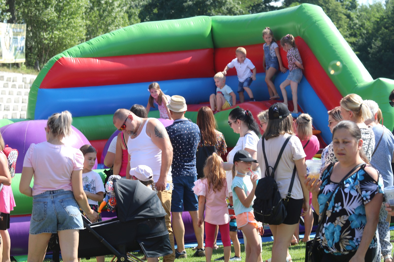 Na stadionie Konfeksu odbył się Festiwal Baniek Mydlanych