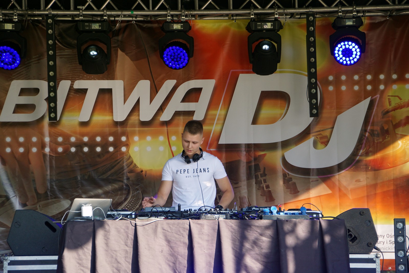 Pierwszy w historii pojedynek DJ w Legnickim Polu
