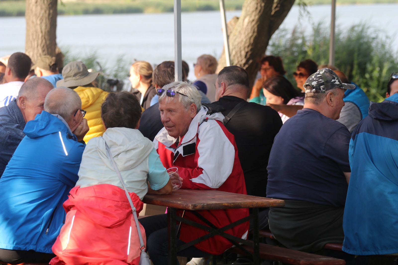 Pierwsze zespoły wystąpiły na kunickiej scenie. Szanty trwają