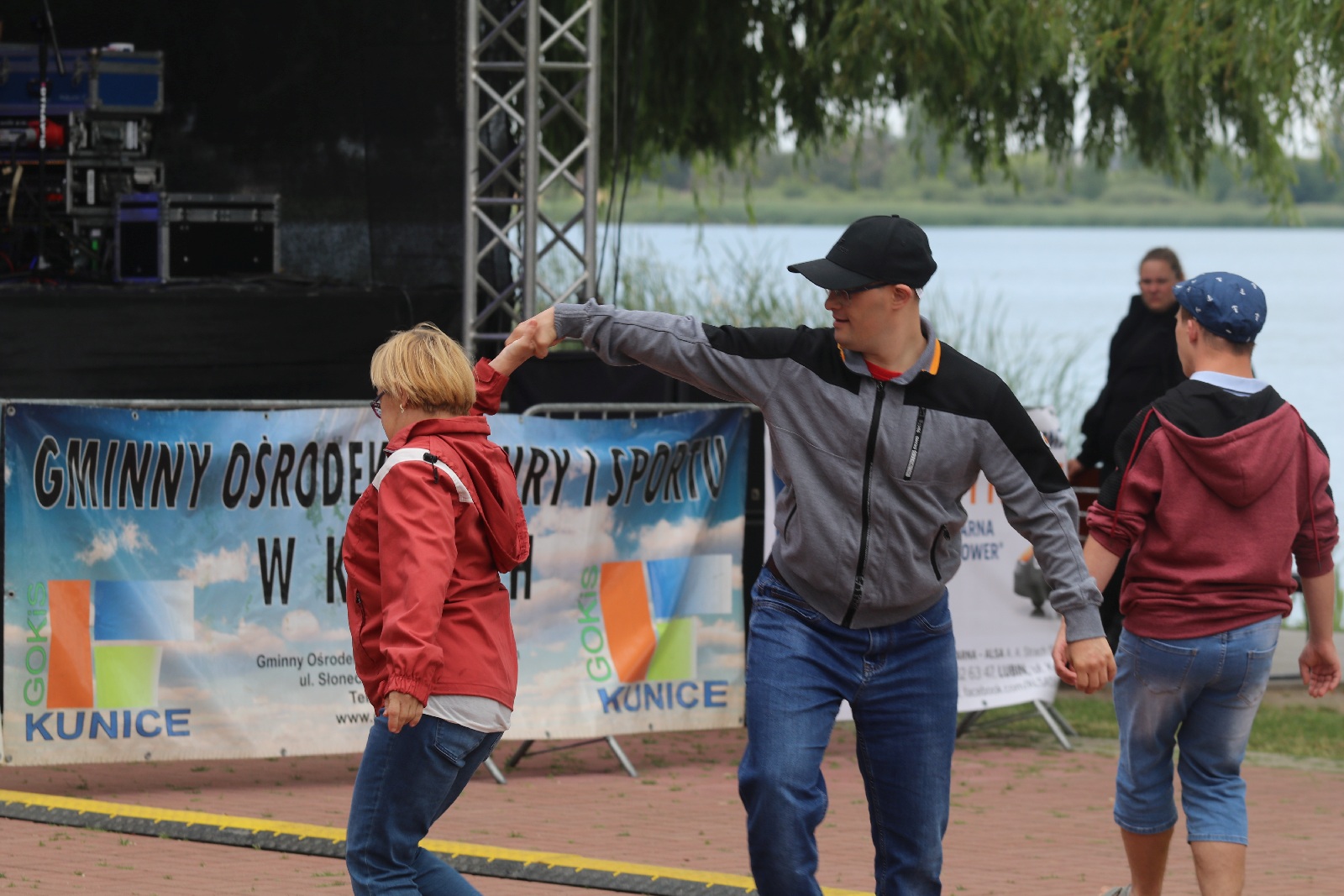 Szanty dzień drugi. Pierwsze zespoły już wystąpiły