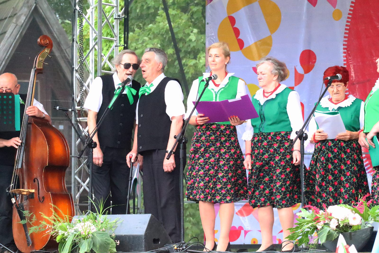 Barwny „Świat pod Kyczerą” zakończony koncertem w Legnickim Polu