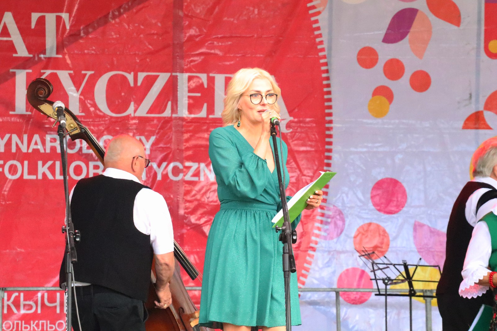 Barwny „Świat pod Kyczerą” zakończony koncertem w Legnickim Polu