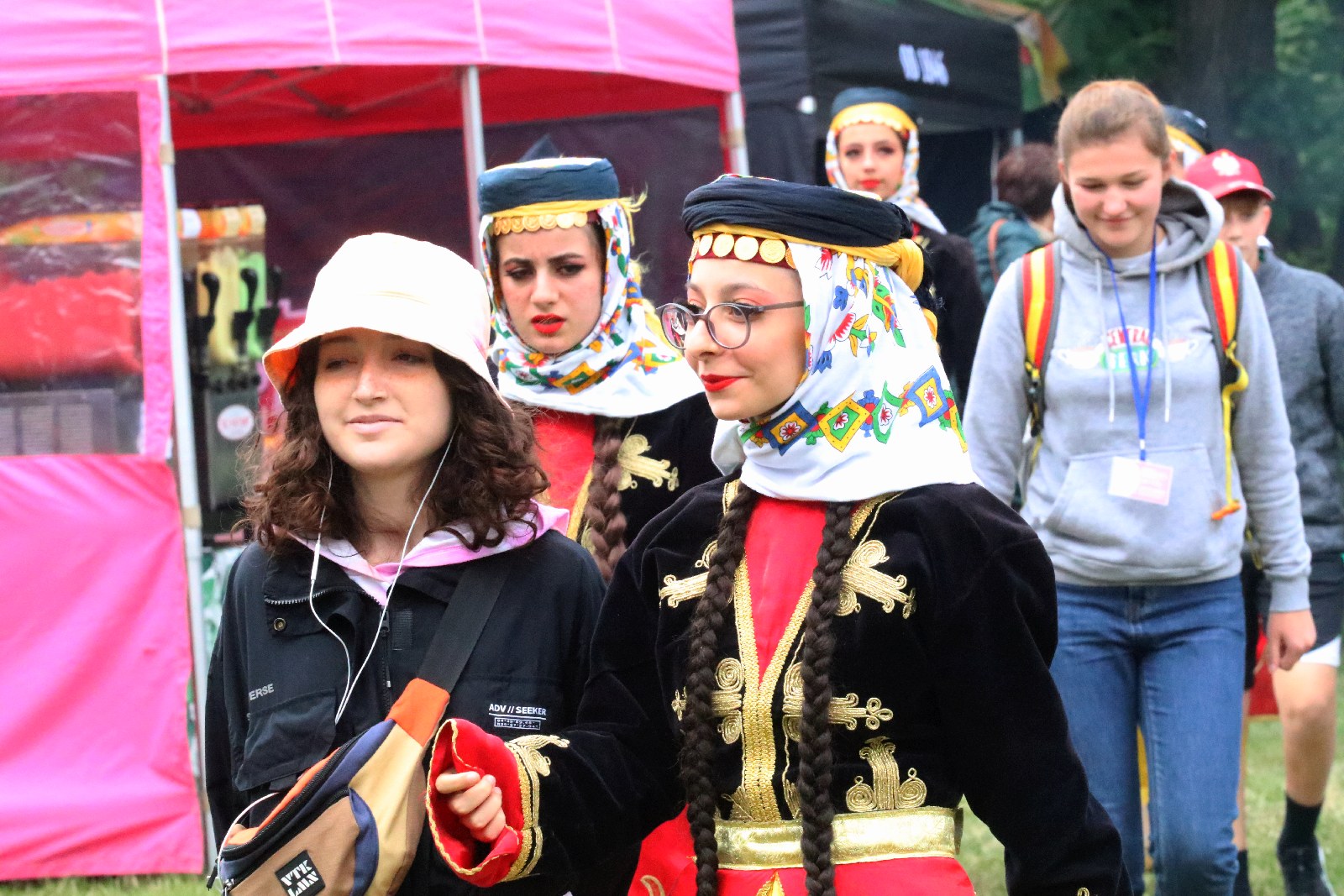 Barwny „Świat pod Kyczerą” zakończony koncertem w Legnickim Polu