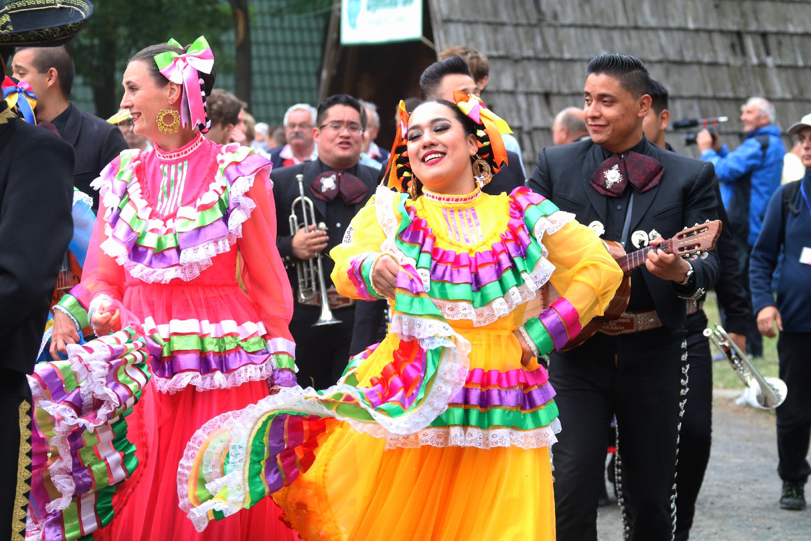 Barwny „Świat pod Kyczerą” zakończony koncertem w Legnickim Polu