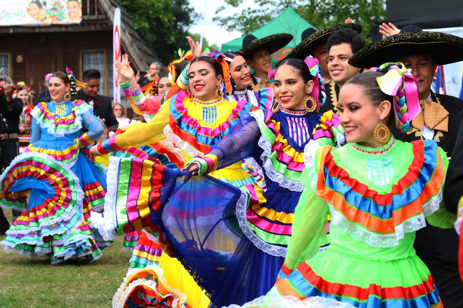 Barwny „Świat pod Kyczerą” zakończony koncertem w Legnickim Polu