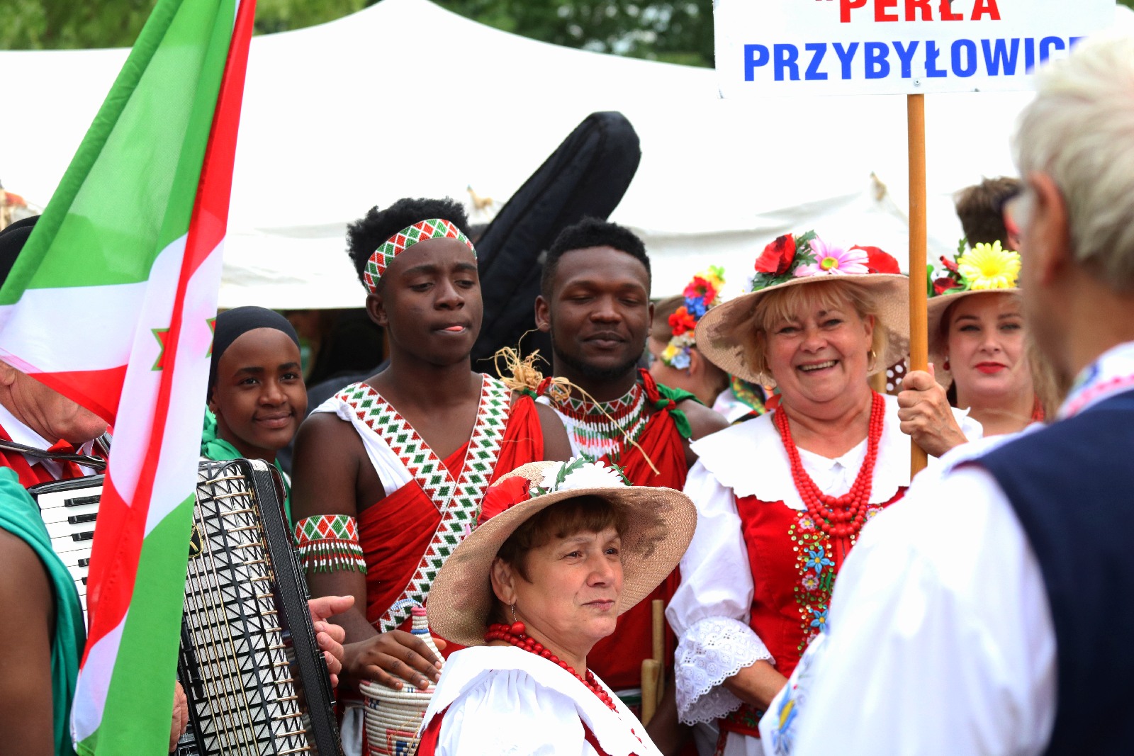 Barwny „Świat pod Kyczerą” zakończony koncertem w Legnickim Polu