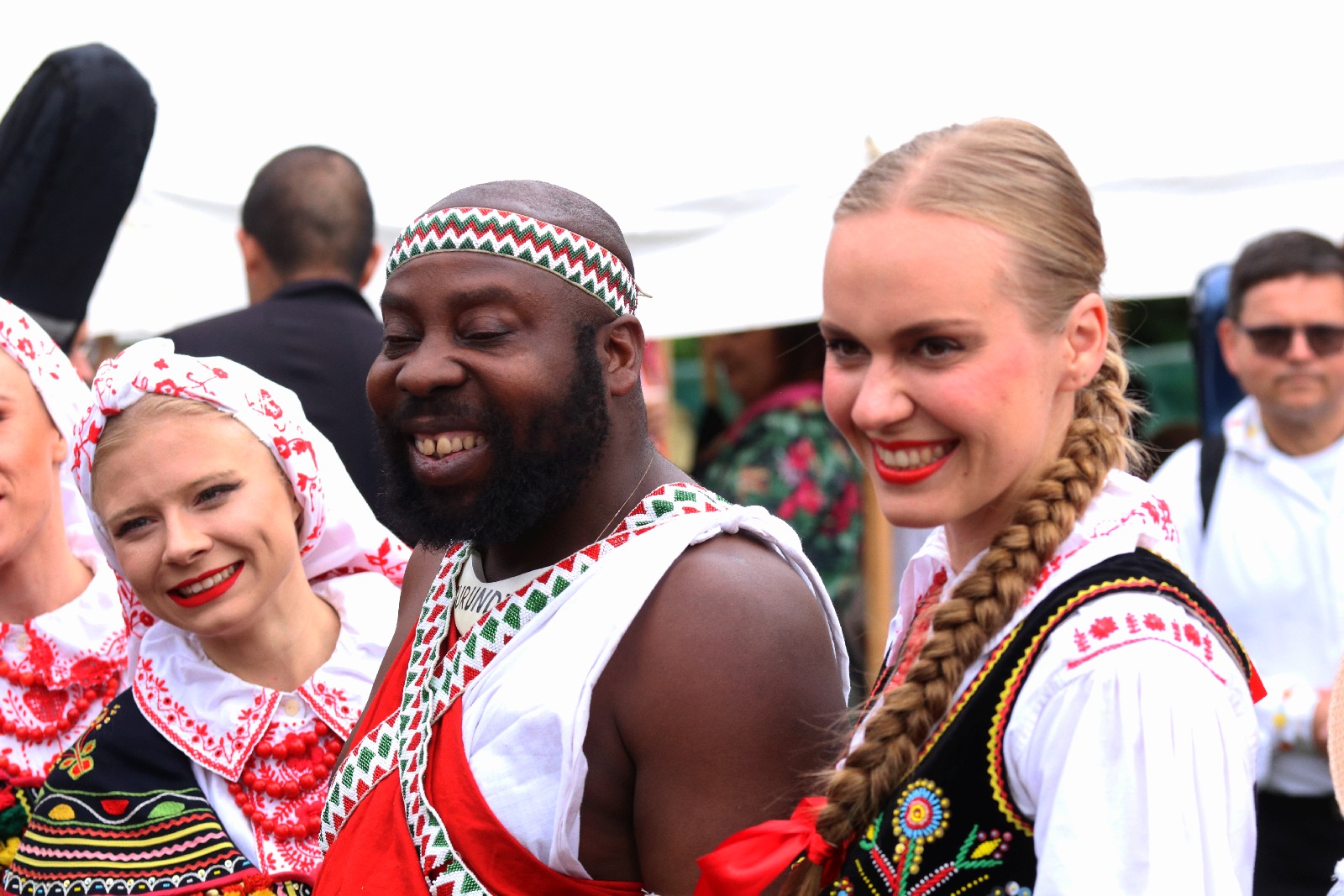 Barwny „Świat pod Kyczerą” zakończony koncertem w Legnickim Polu