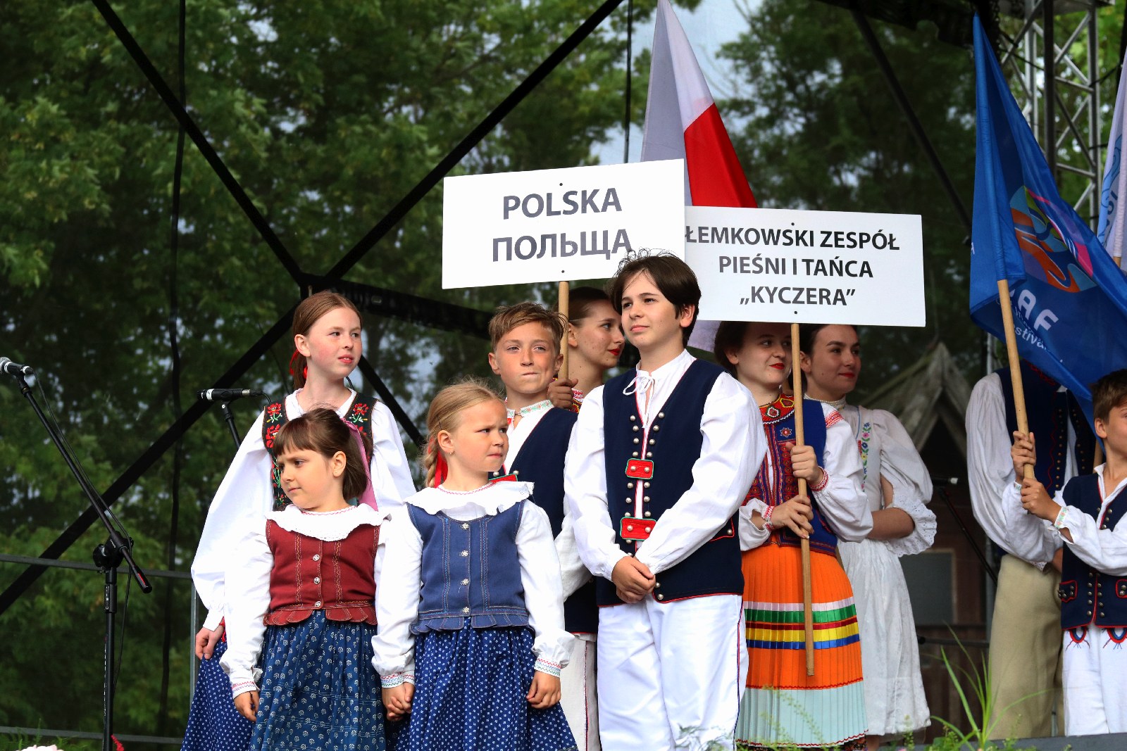 Barwny „Świat pod Kyczerą” zakończony koncertem w Legnickim Polu