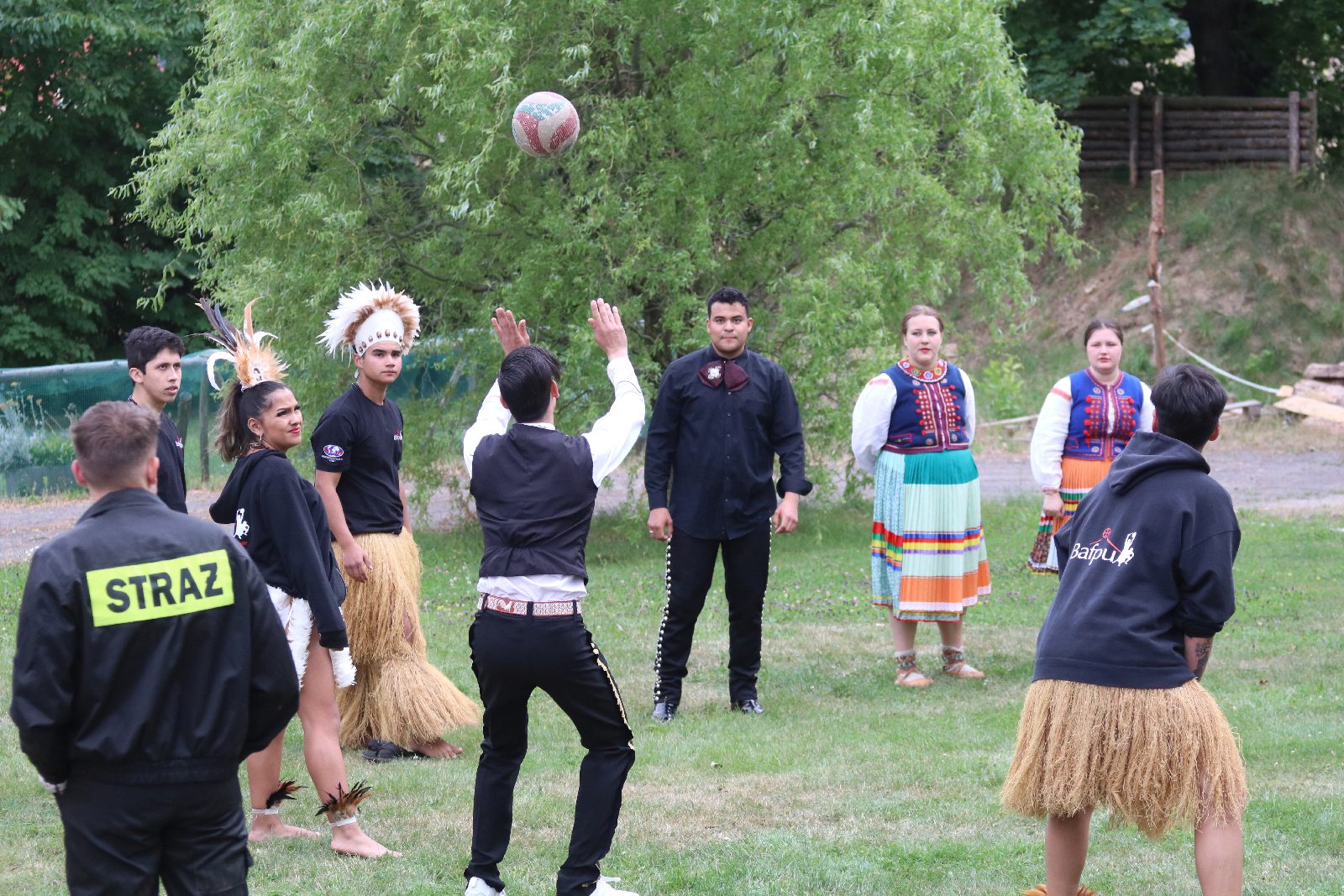 Barwny „Świat pod Kyczerą” zakończony koncertem w Legnickim Polu