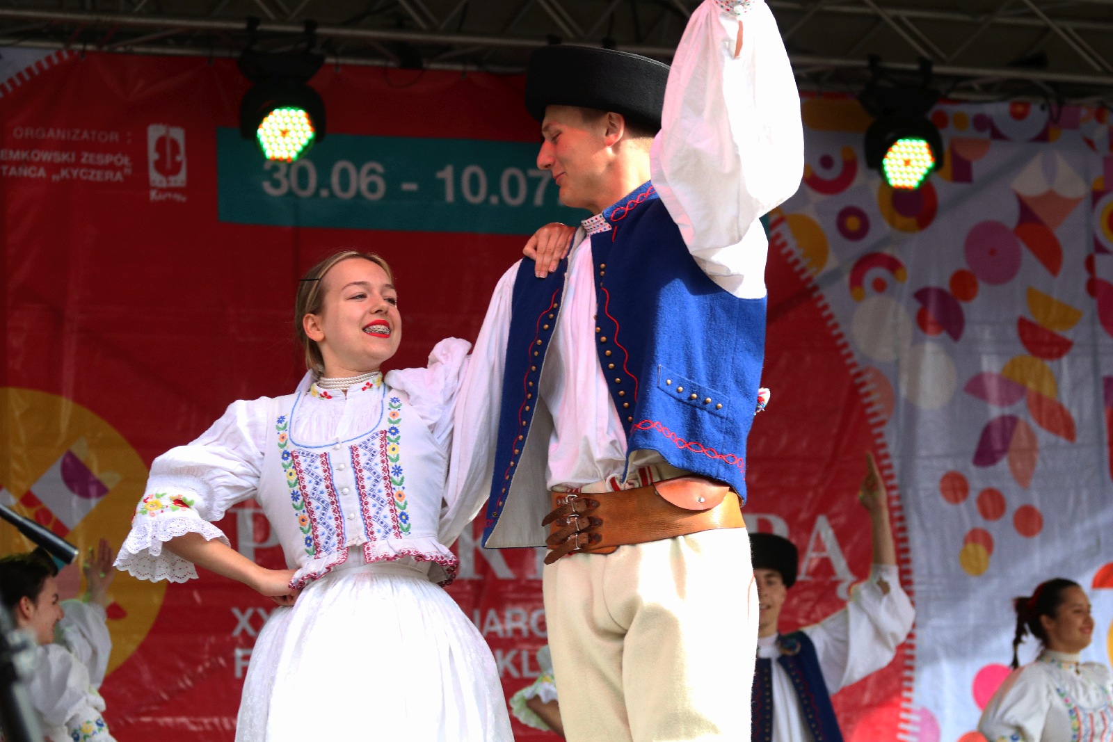 Barwny „Świat pod Kyczerą” zakończony koncertem w Legnickim Polu