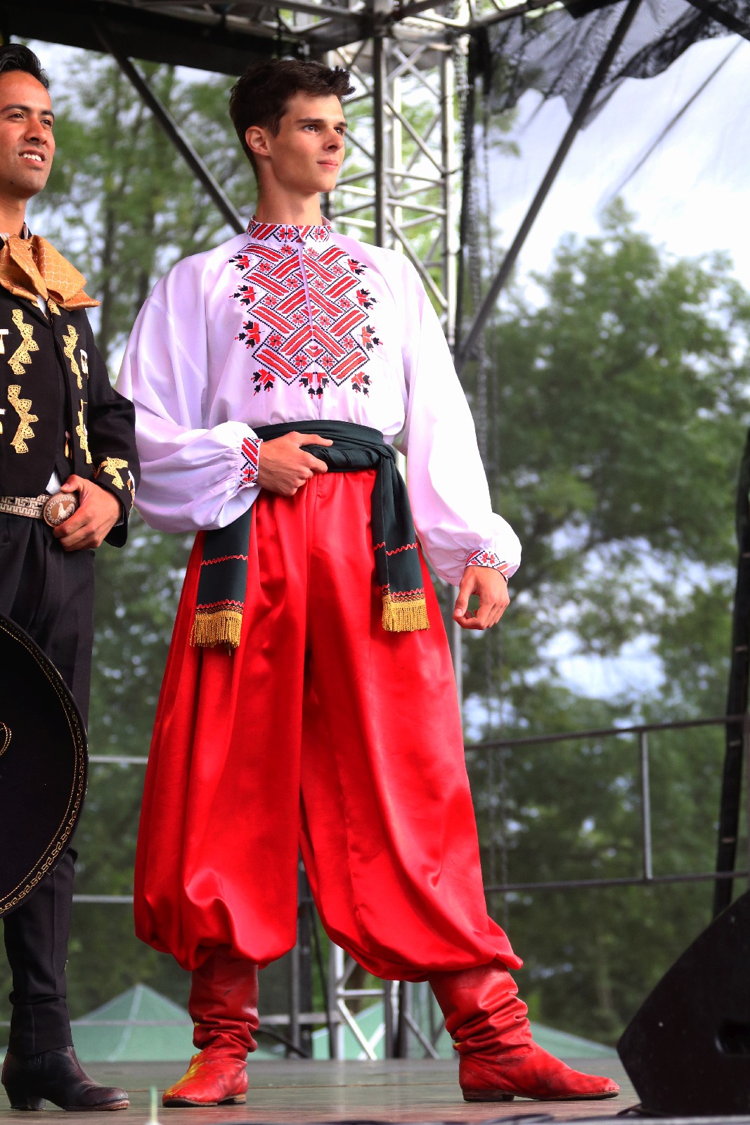 Barwny „Świat pod Kyczerą” zakończony koncertem w Legnickim Polu