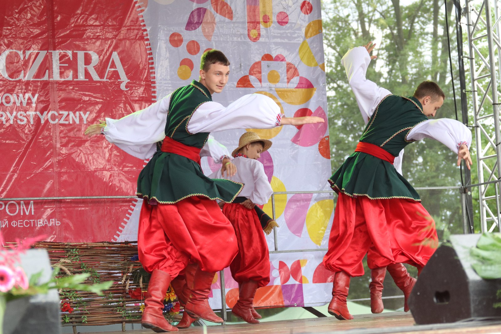 Barwny „Świat pod Kyczerą” zakończony koncertem w Legnickim Polu