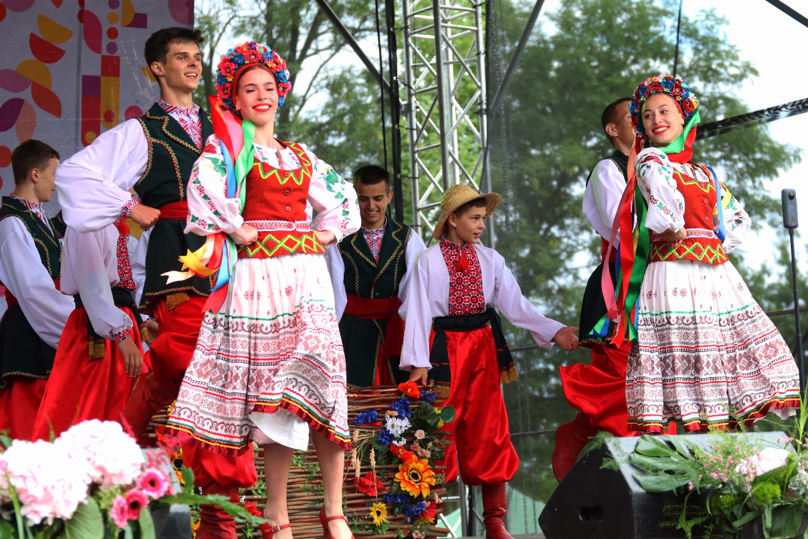 Barwny „Świat pod Kyczerą” zakończony koncertem w Legnickim Polu