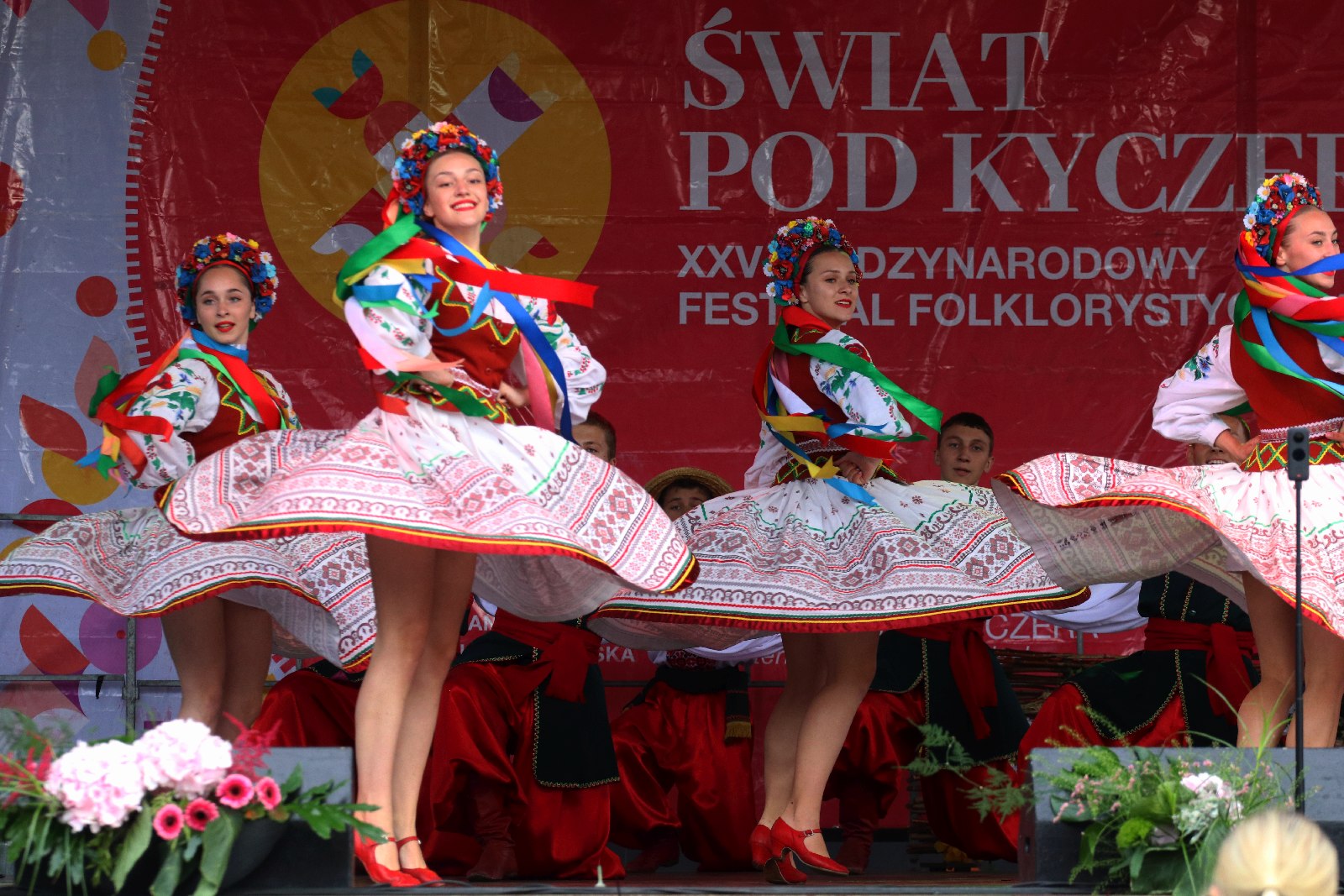 Barwny „Świat pod Kyczerą” zakończony koncertem w Legnickim Polu