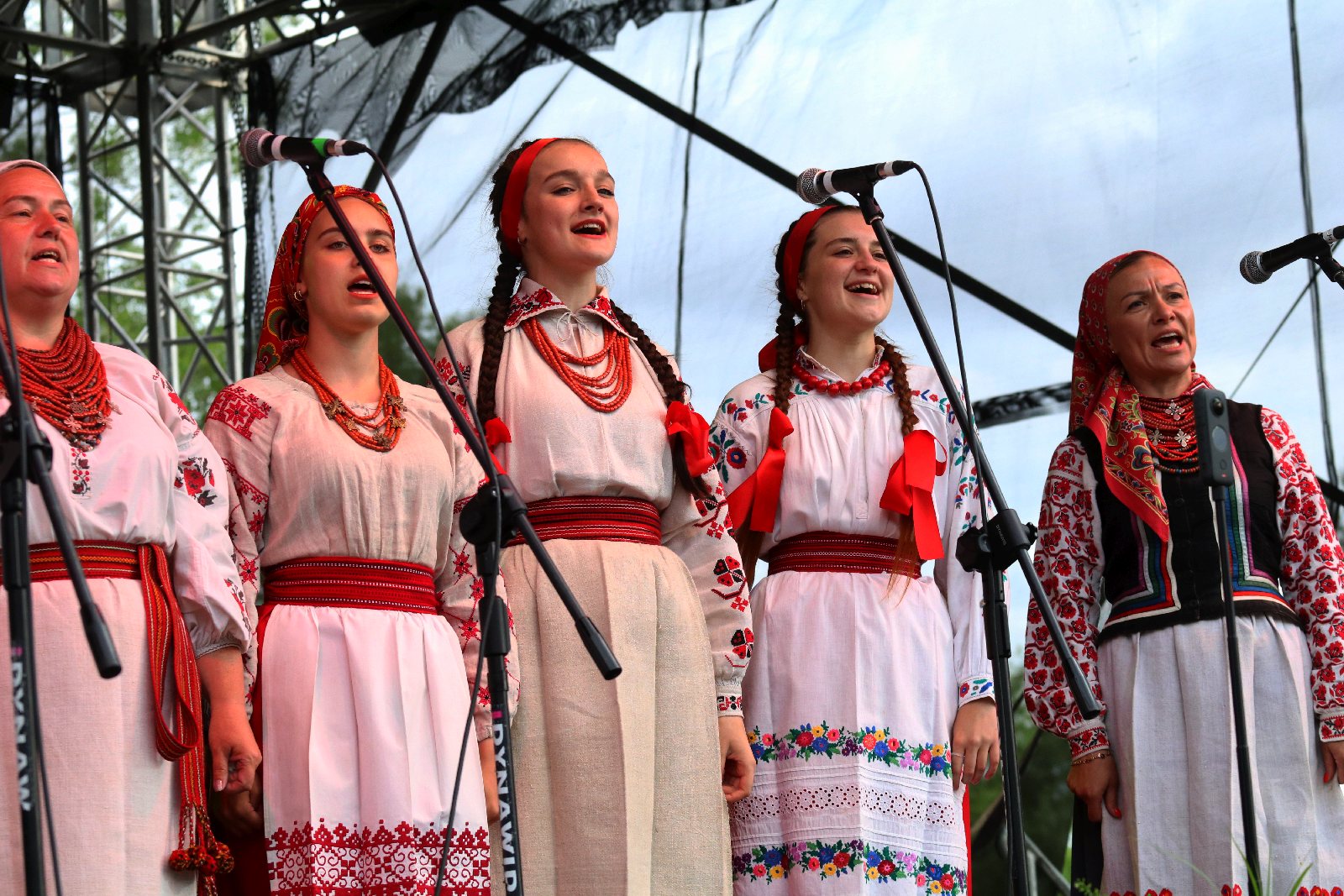 Barwny „Świat pod Kyczerą” zakończony koncertem w Legnickim Polu