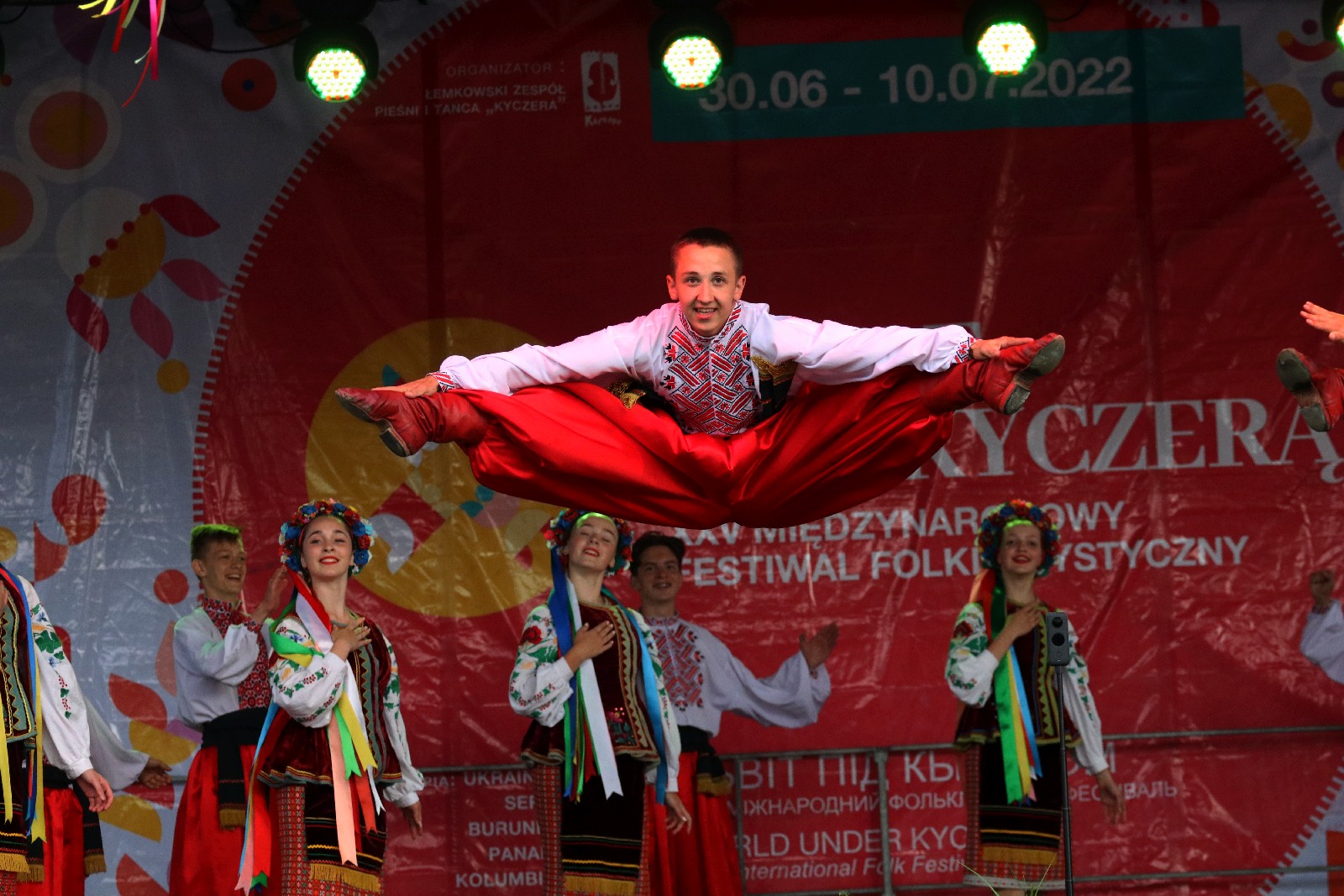 Barwny „Świat pod Kyczerą” zakończony koncertem w Legnickim Polu