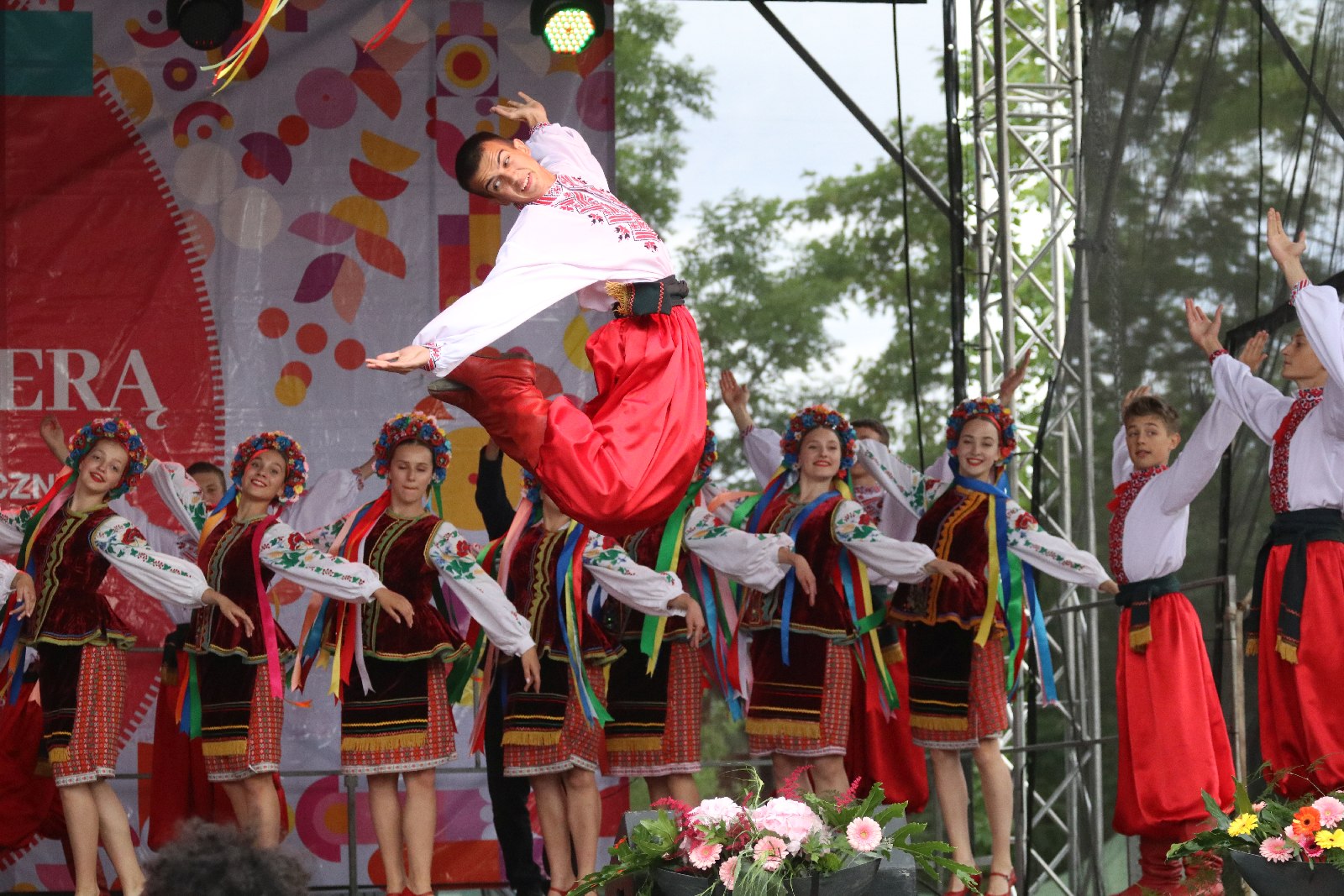 Barwny „Świat pod Kyczerą” zakończony koncertem w Legnickim Polu