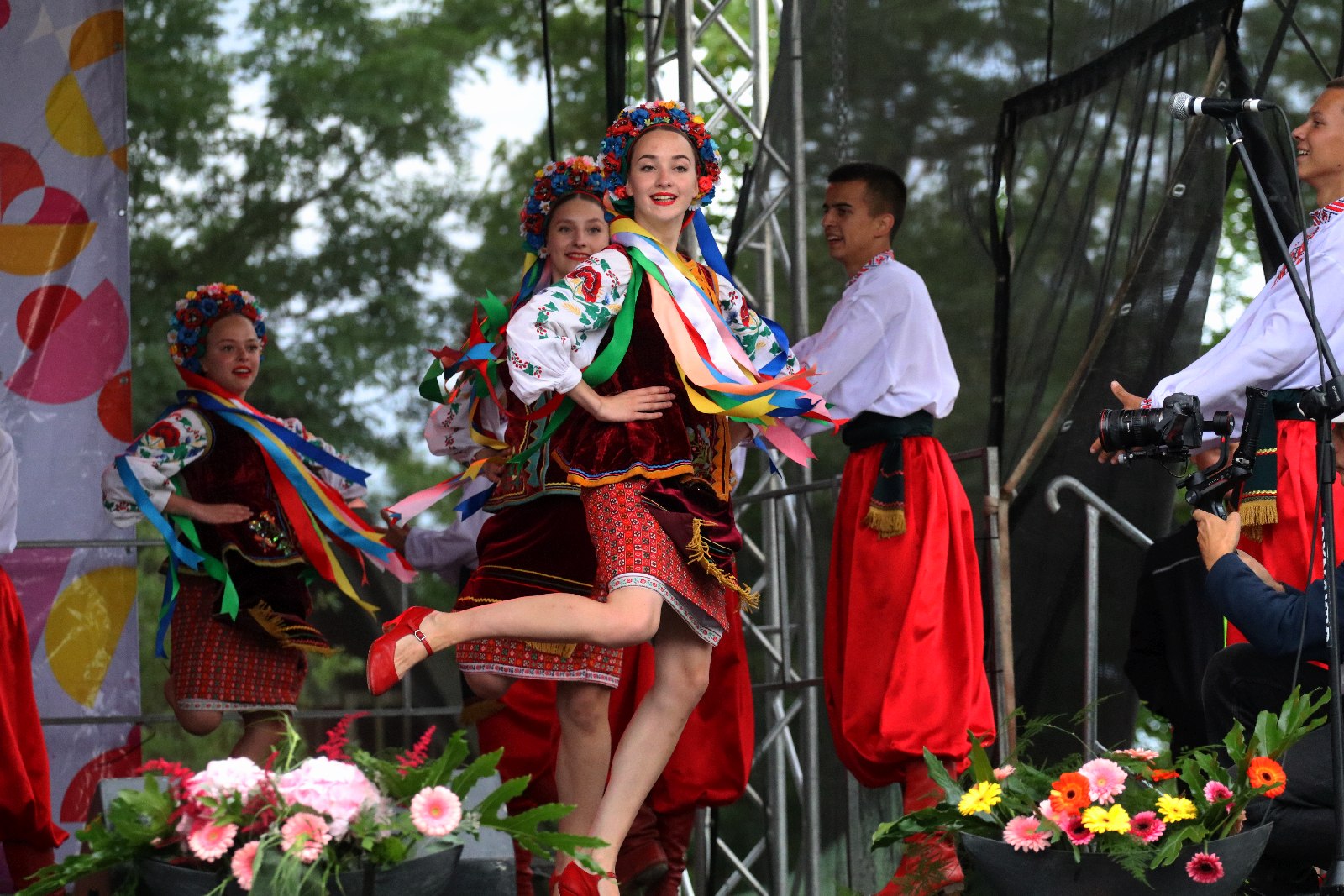 Barwny „Świat pod Kyczerą” zakończony koncertem w Legnickim Polu