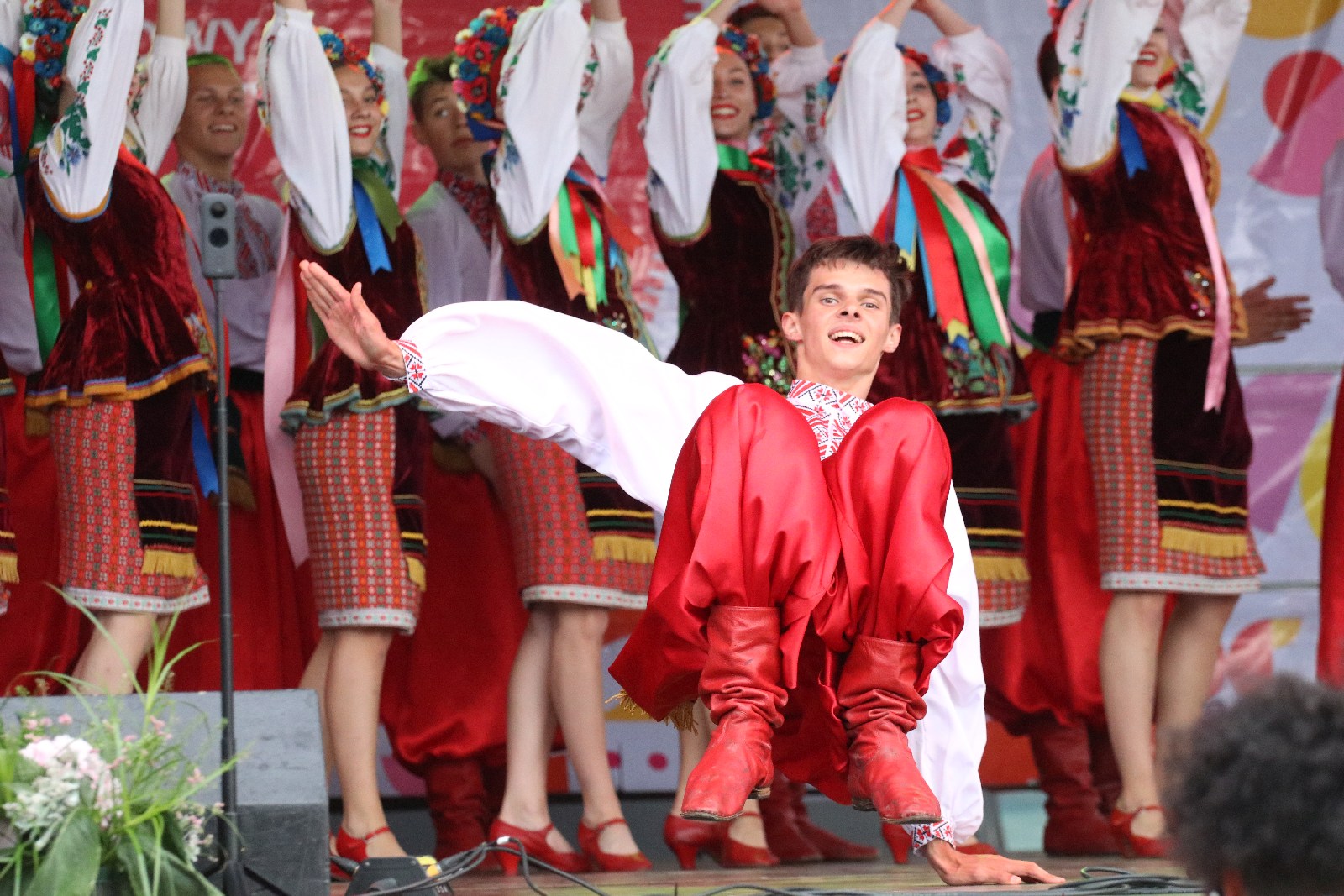 Barwny „Świat pod Kyczerą” zakończony koncertem w Legnickim Polu