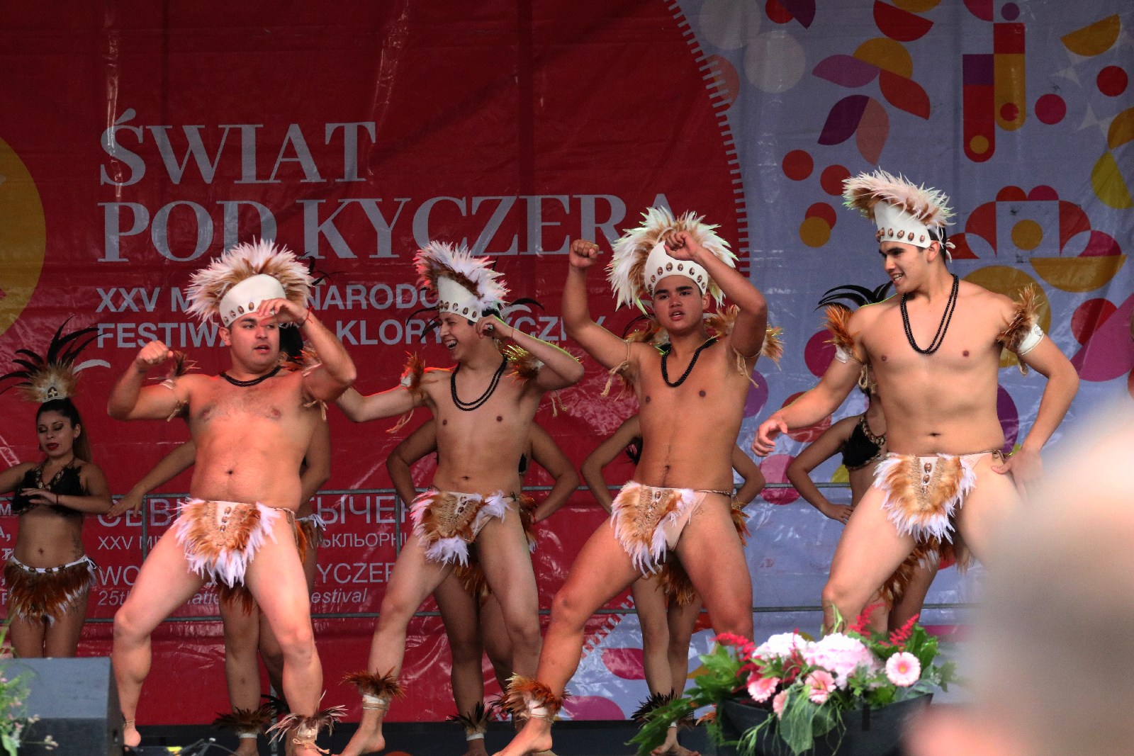 Barwny „Świat pod Kyczerą” zakończony koncertem w Legnickim Polu