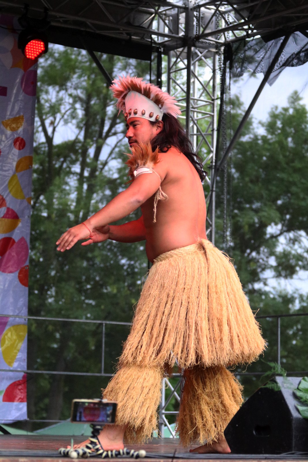 Barwny „Świat pod Kyczerą” zakończony koncertem w Legnickim Polu