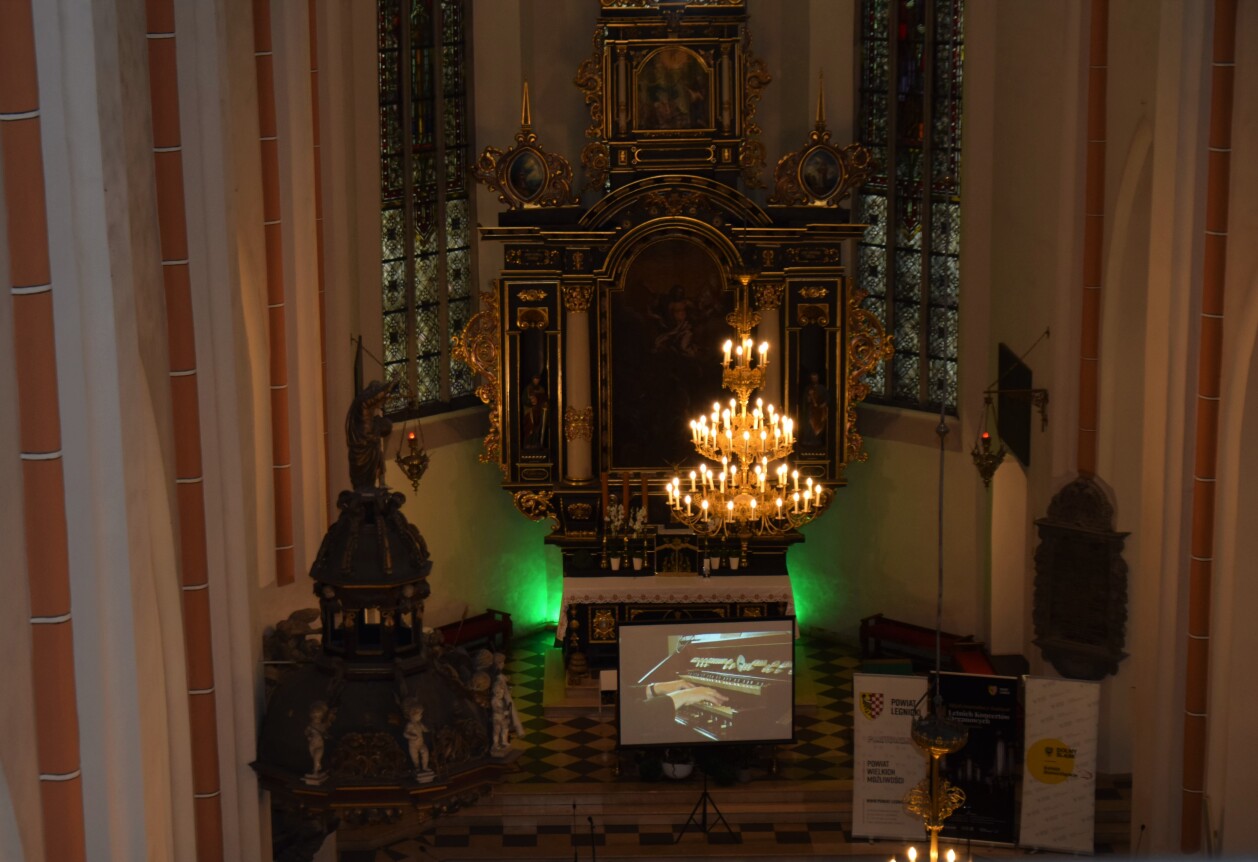 Wolfgang Seifen zagrał na organach w chojnowskim kościele