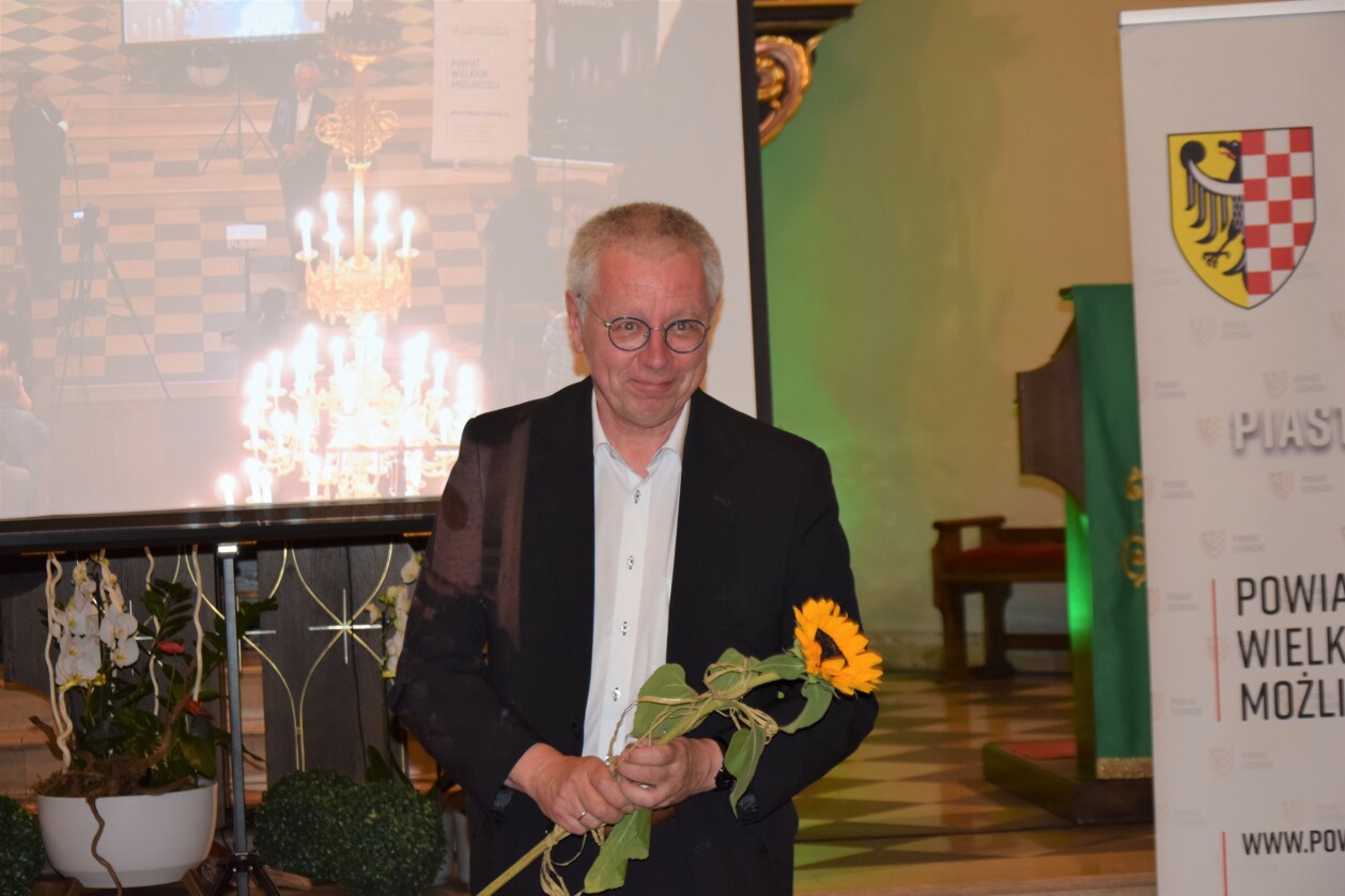 Wolfgang Seifen zagrał na organach w chojnowskim kościele