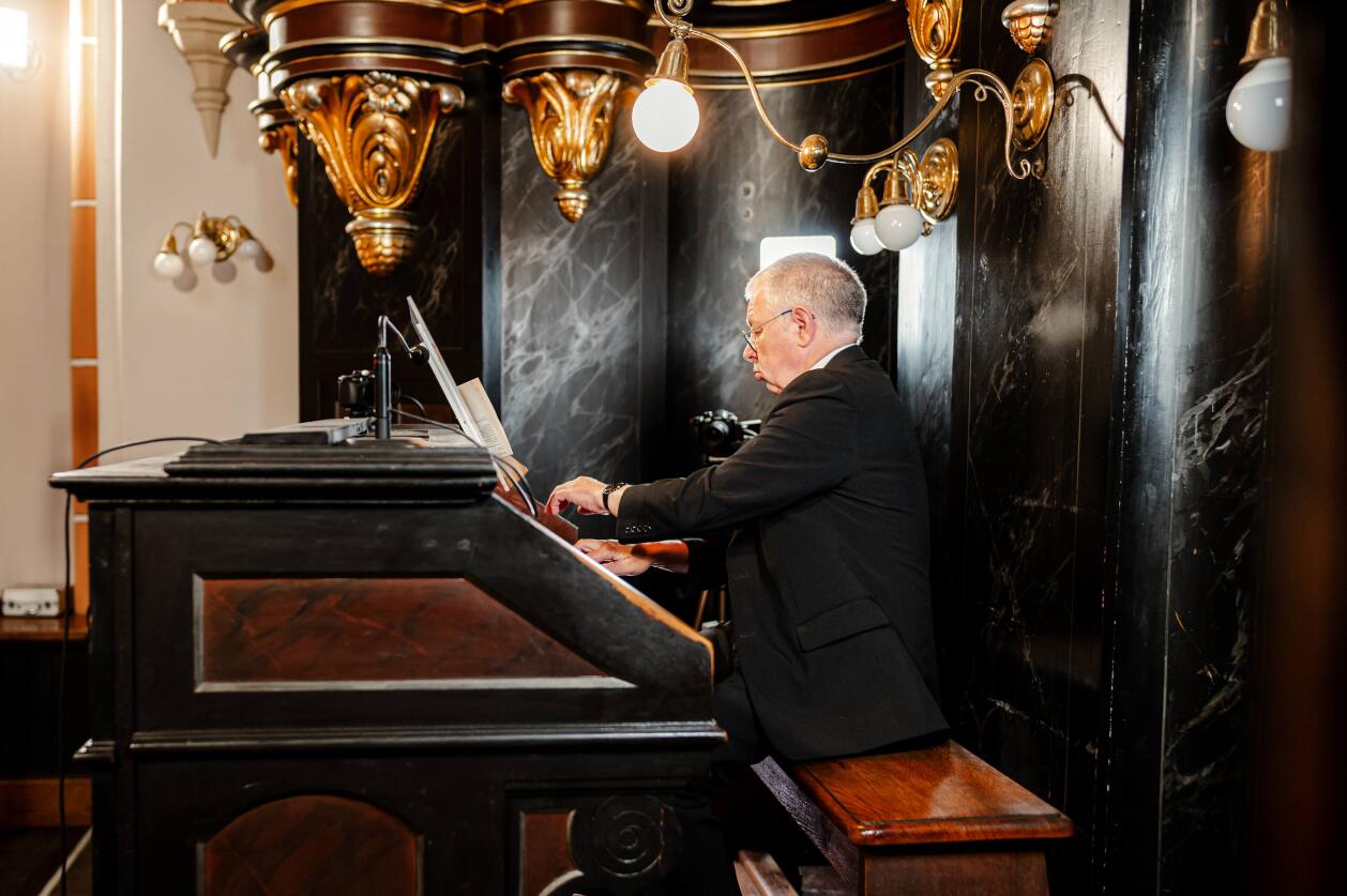 Wolfgang Seifen zagrał na organach w chojnowskim kościele