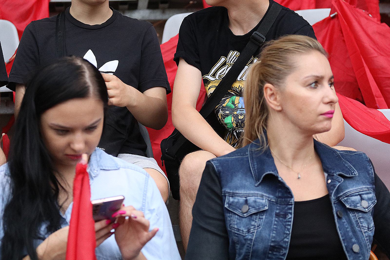 Kibice Miedzi na prezentacji. Byłeś? Znajdź się na zdjęciach