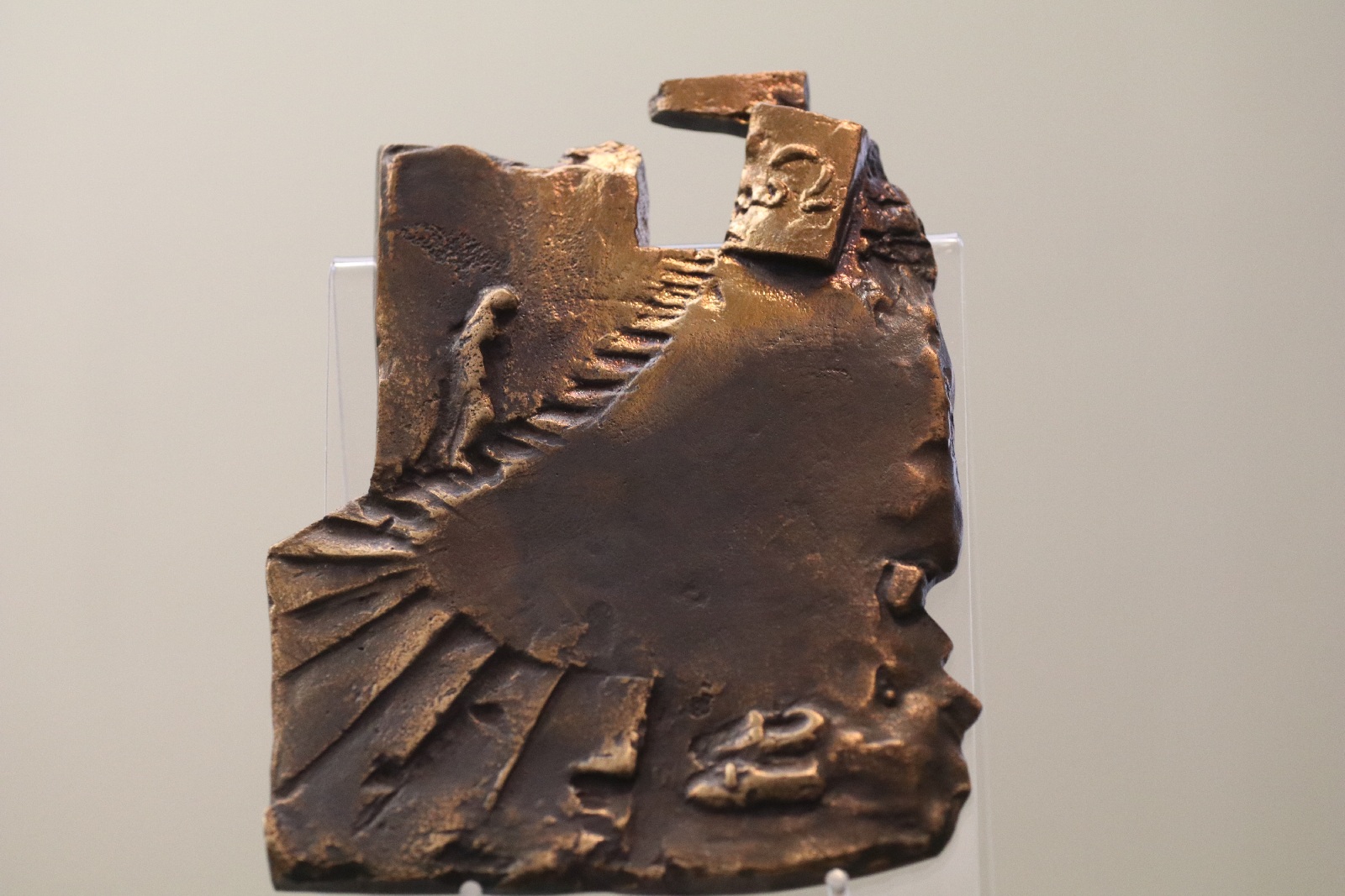 Wystawa pamięci Bernarda Adamowicza w Muzeum Miedzi
