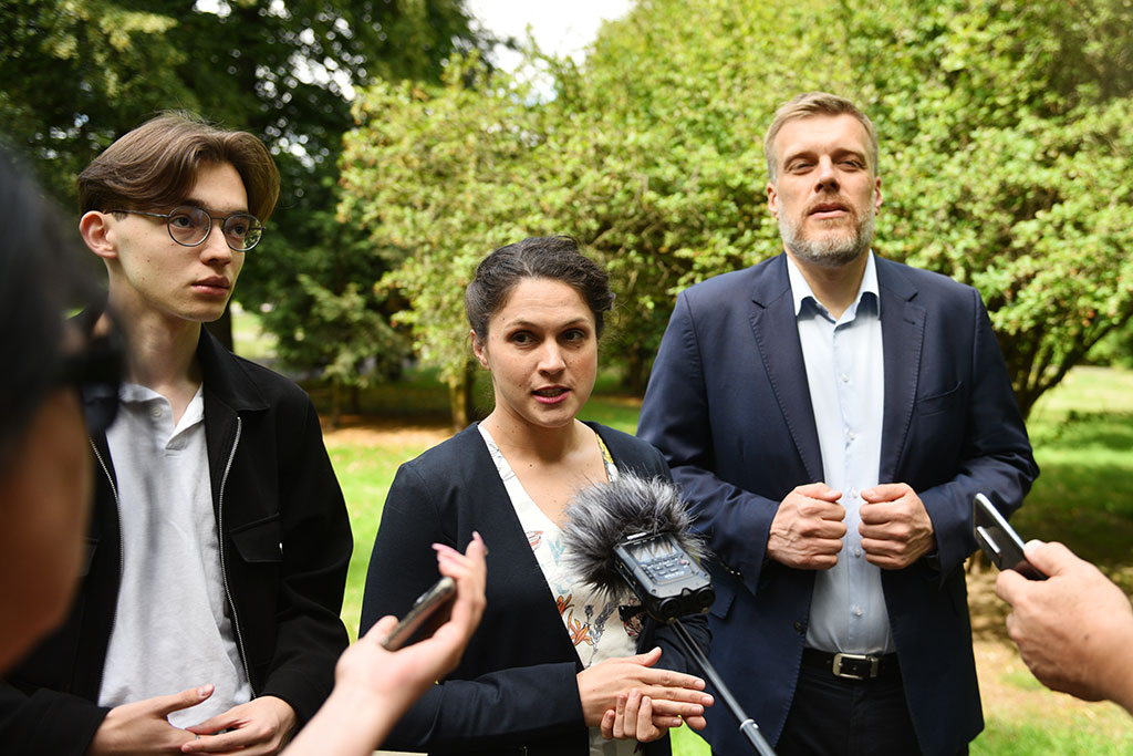 Adrian Zandberg i Kaja Filaczyńska o skróceniu tygodnia pracy