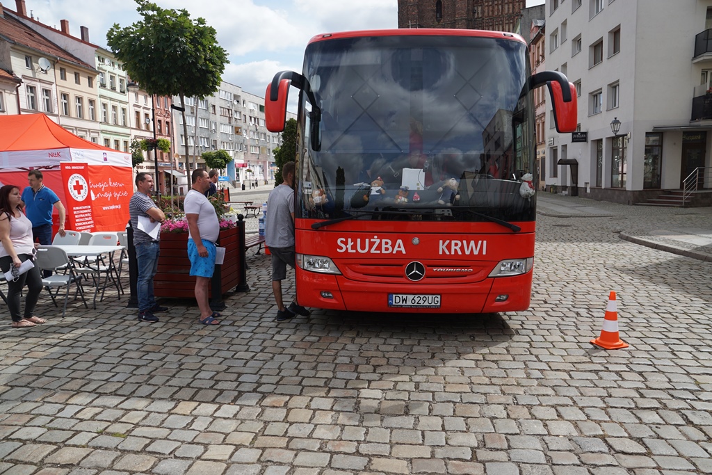 W Chojnowie w szczytnym celu polała się krew