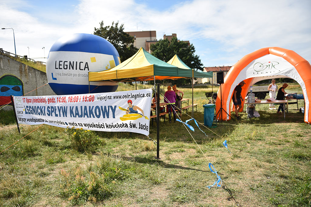 Prawdziwie survivalowy spływ kajakowy po Kaczawie