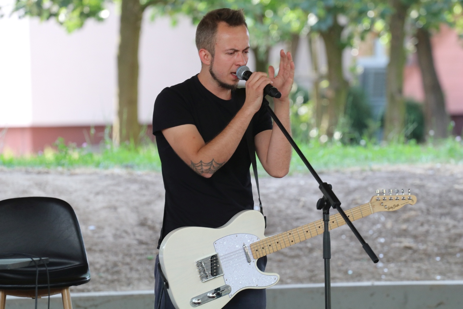 Marcin Antonowski zagrał na Scenie Kosmicznej w Legnicy