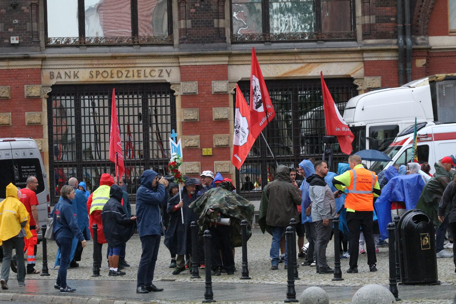 Blisko sześciuset pątników wyruszyło z Legnicy do Częstochowy

