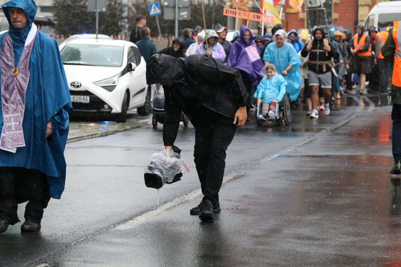 Blisko sześciuset pątników wyruszyło z Legnicy do Częstochowy
