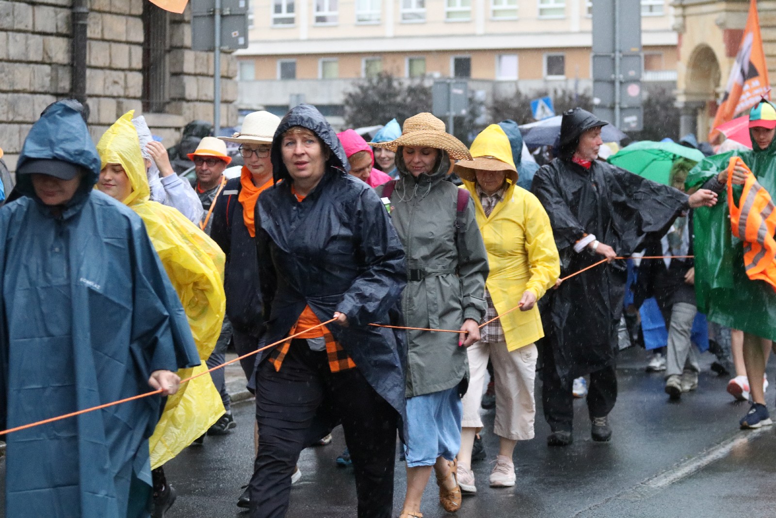 Blisko sześciuset pątników wyruszyło z Legnicy do Częstochowy
