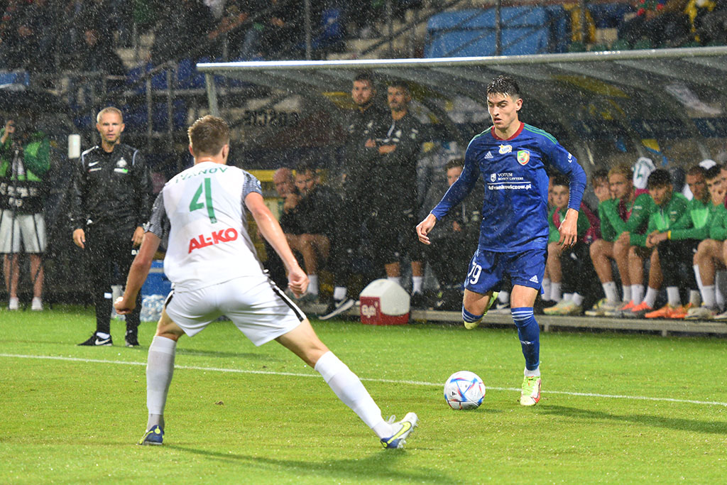 Miedź w trzeciej kolejce Ekstraklasy przegrała z Wartą 1:2