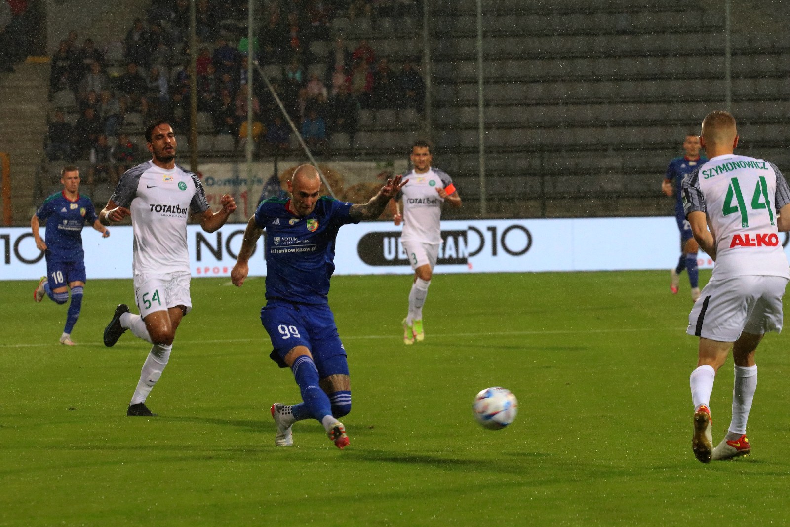 Miedź w trzeciej kolejce Ekstraklasy przegrała z Wartą 1:2