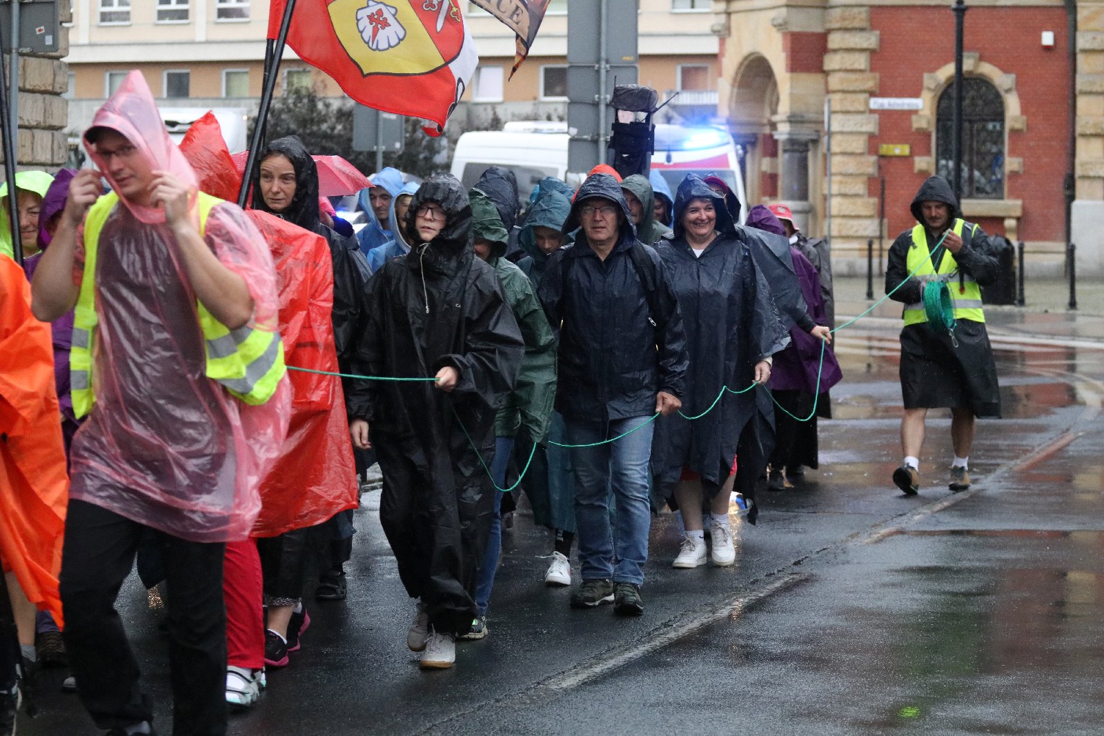 Blisko sześciuset pątników wyruszyło z Legnicy do Częstochowy
